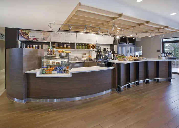 Courtyard By Marriott Somerset