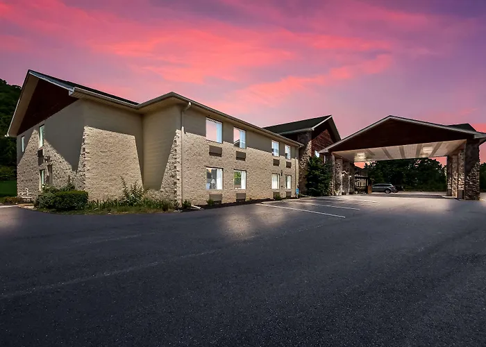 Surestay Plus Hotel By Best Western Berkeley Springs