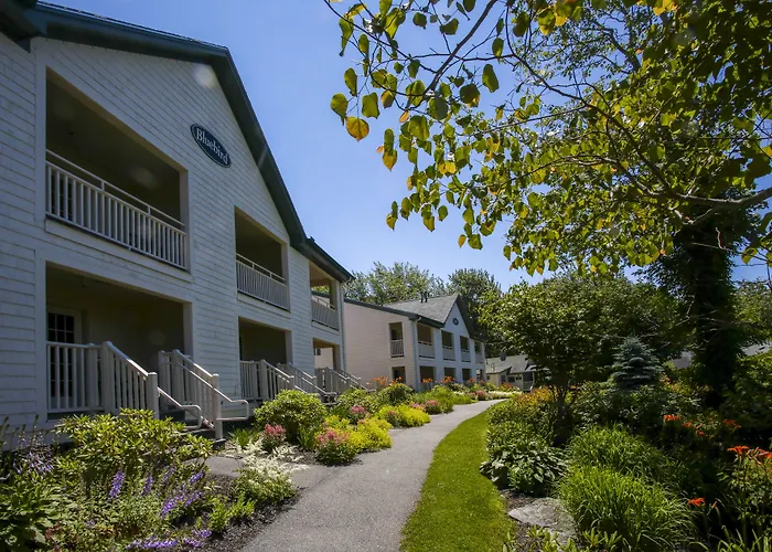 Spruce Point Inn And Spa