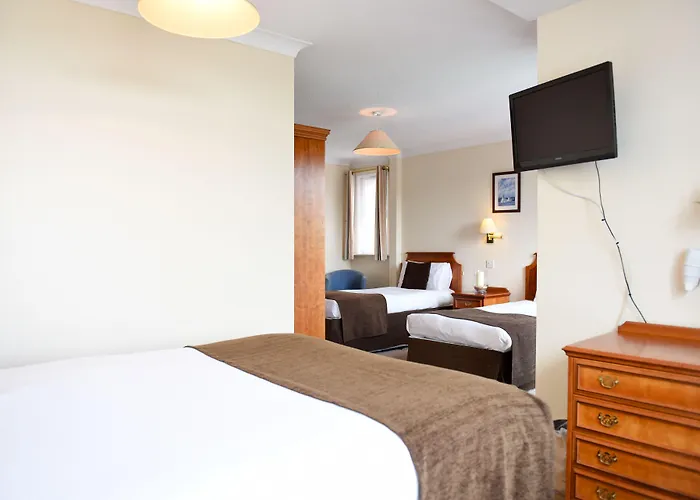 The Riviera Hotel & Apartments - Alum Chine