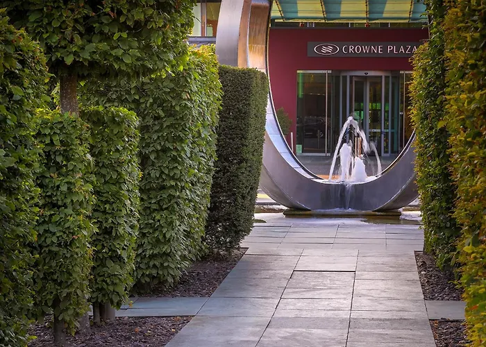 Family resorts Crowne Plaza Marlow By Ihg