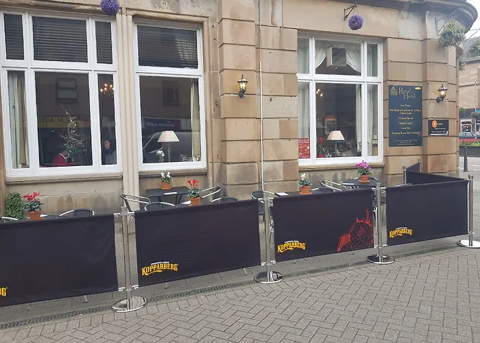 Pets Allowed Hotel Royal