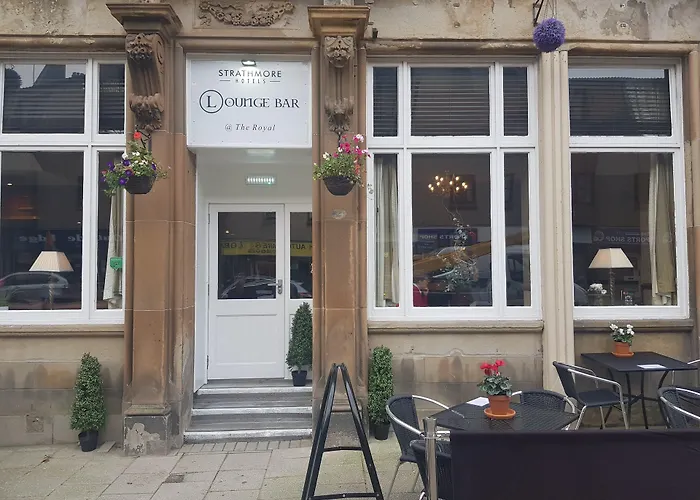 Pets Allowed Hotel Royal