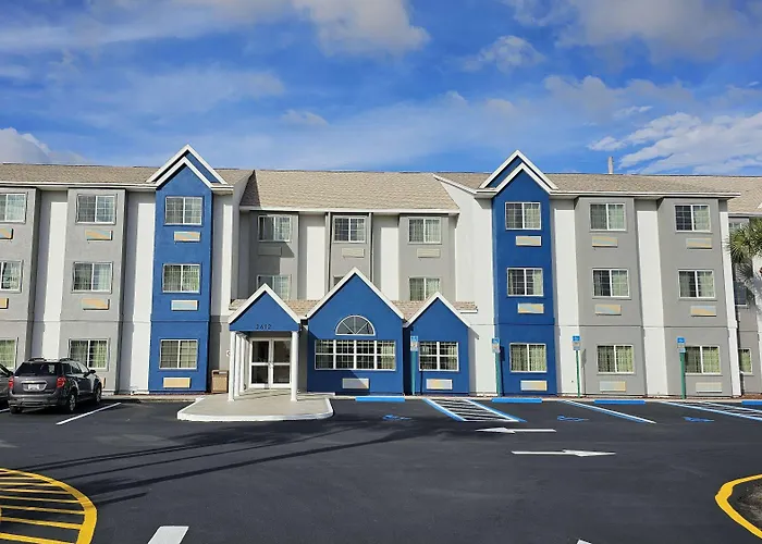 Microtel Inn & Suites By Wyndham Bushnell