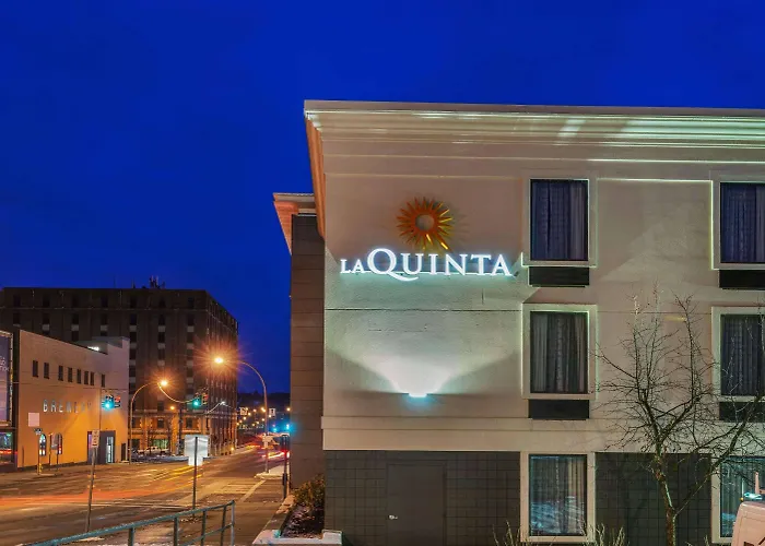 La Quinta By Wyndham Jamestown