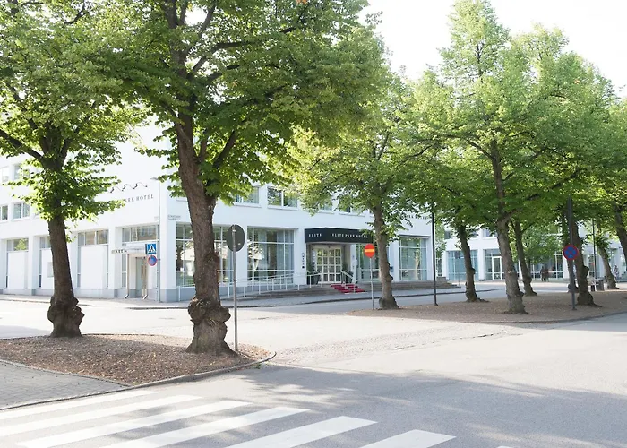 Elite Park