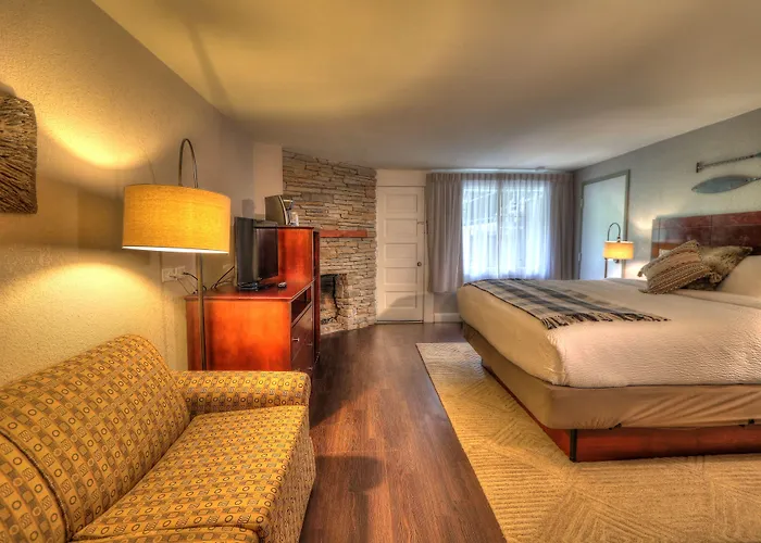 River Edge Inn