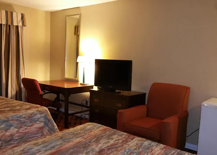 Motels Executive Inn And Suites Waxahachie