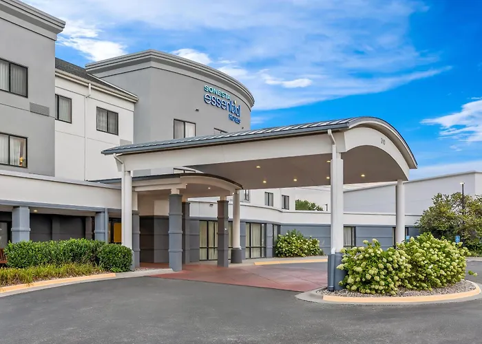 Sonesta Essential Junction City