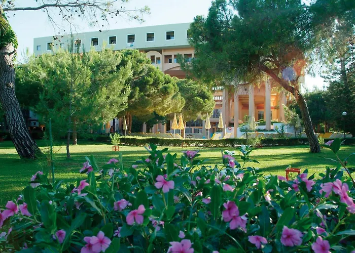 Hotels with pool Asteria Collection Side