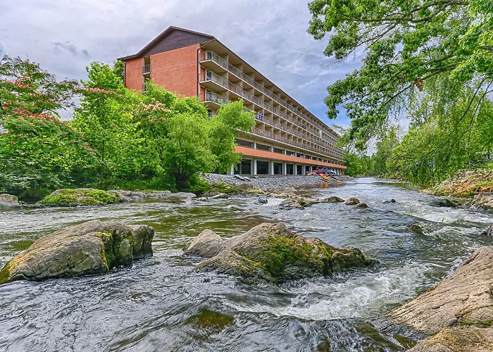 Creekstone Inn