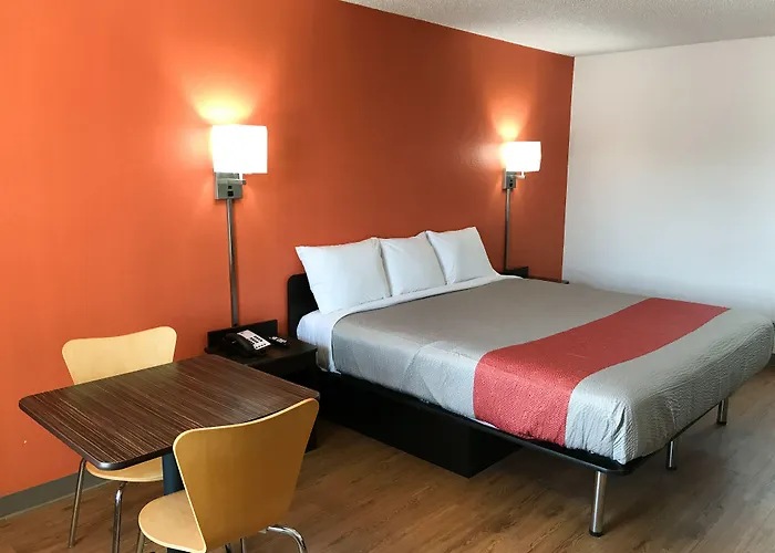 Motel 6-Bryan, Tx - University Area