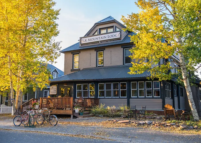 Elk Mountain Lodge