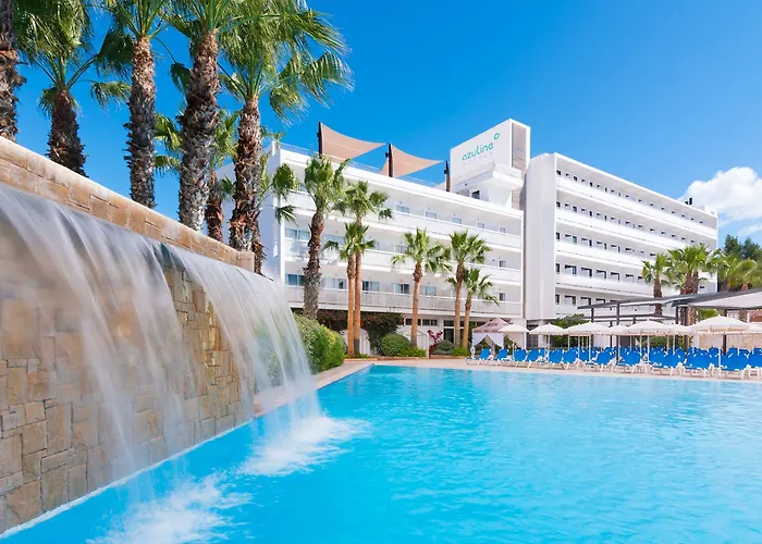 Azuline Hotel Bergantin