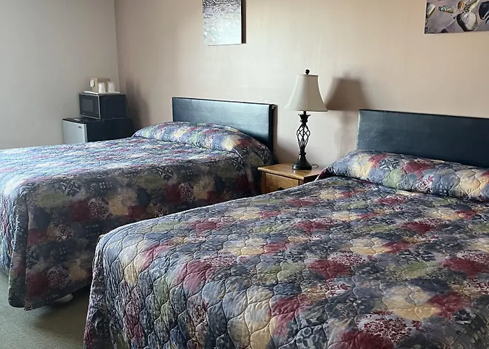 The Eagle'S Lodge Motel
