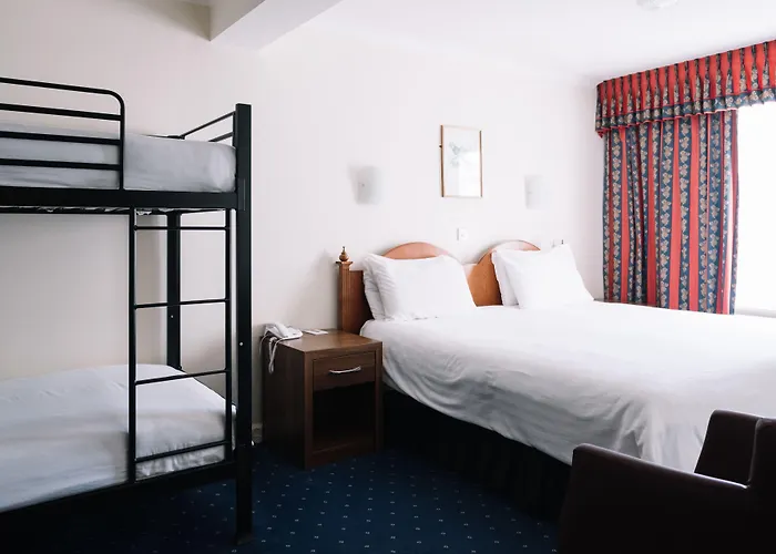 Apollo Hotel