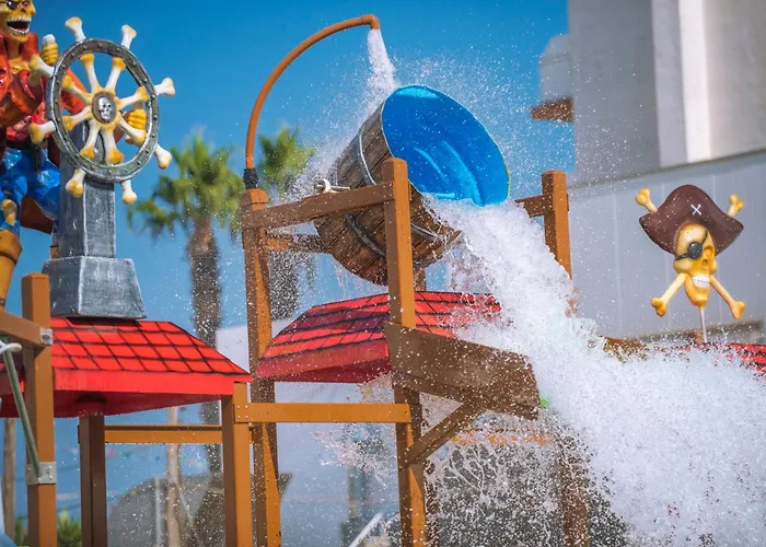 Hotel parque acuático: Hotel Sorra Daurada Splash