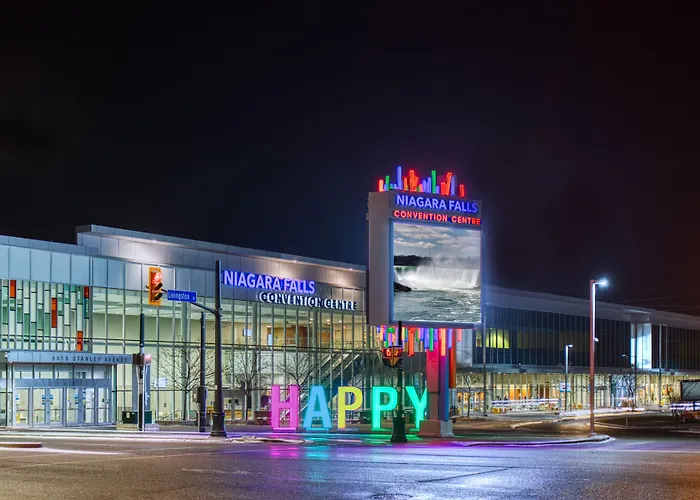 Сity center hotels Wyndham Garden Niagara Falls Fallsview