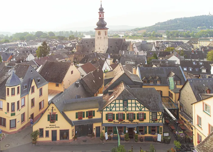 Weinhotel Des Riesling Zum Gruenen Kranz