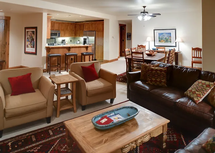 Westwall Lodge