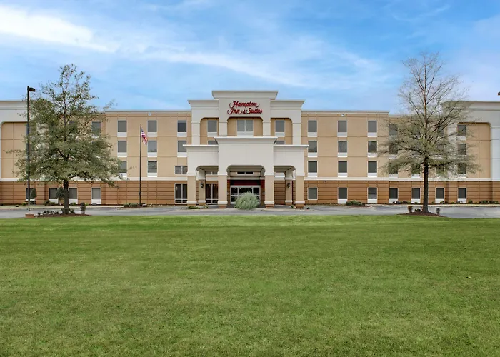 Hampton Inn & Suites