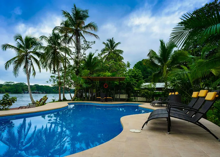 Manatus Hotel