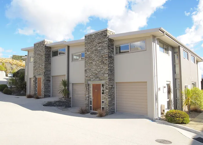 Boutique hotel only: Alpine Resort Wanaka Thc Hotels And Resorts