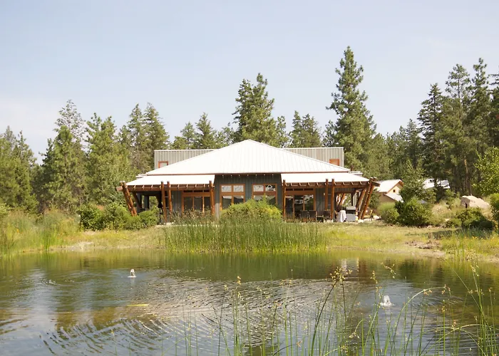Pool Villa: Outback Lakeside Vacation Homes