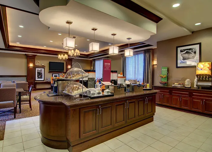 Hampton Inn & Suites Washington-Dulles International Airport