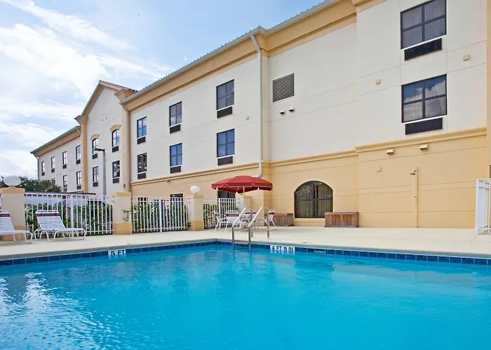 Holiday Inn Express Stuart By Ihg