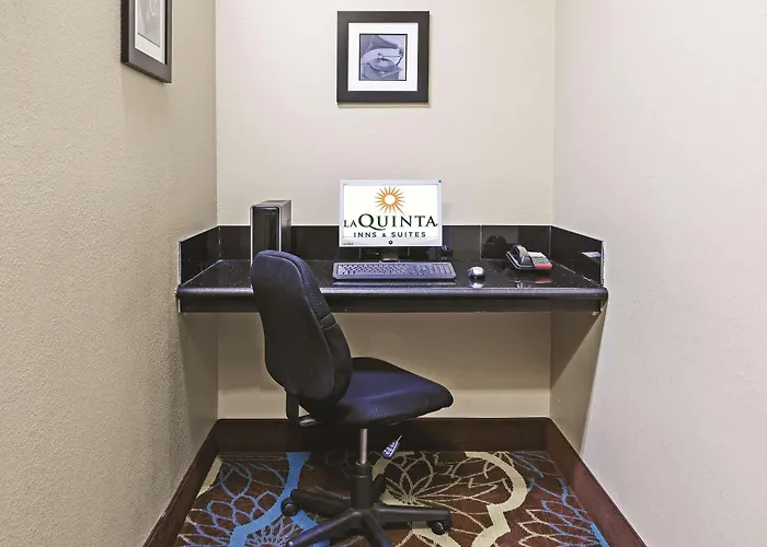 La Quinta By Wyndham Pearland