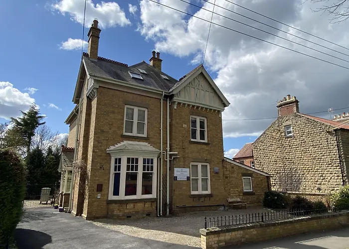 Central hotel: The Old Manse Pickering