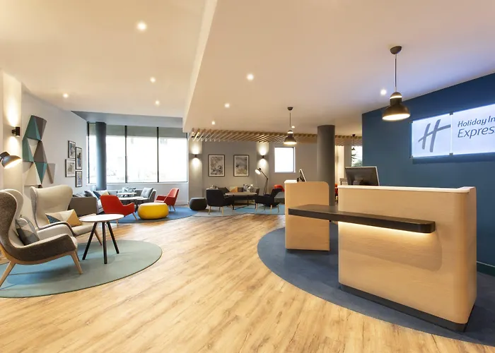 Dog friendly hotels Holiday Inn Express Cheltenham Town Centre By Ihg