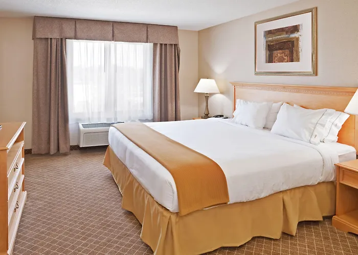 Holiday Inn Express Hotel & Suites Chesterfield - Selfridge Area By Ihg