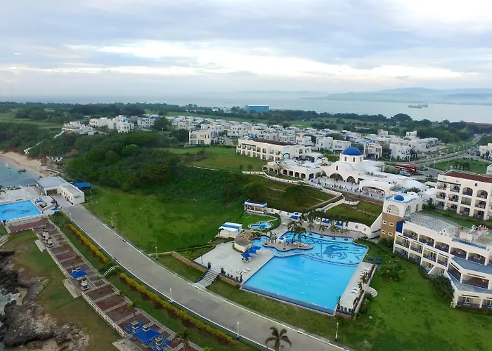 Family Hotel: Thunderbird Resorts - Poro Point