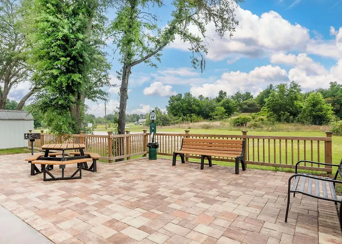 Microtel Inn & Suites By Wyndham Brooksville