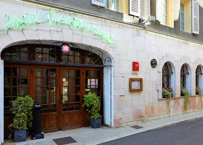 Hostellerie Des Trois Pigeons, Paray-Le-Monial