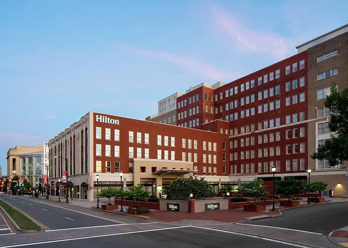 Hotel: Hilton Richmond Downtown