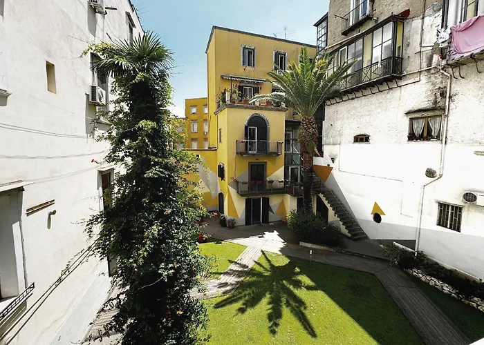 La Controra Hostel Naples