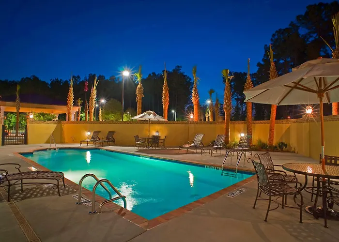 Hampton Inn & Suites North Charleston-University Boulevard