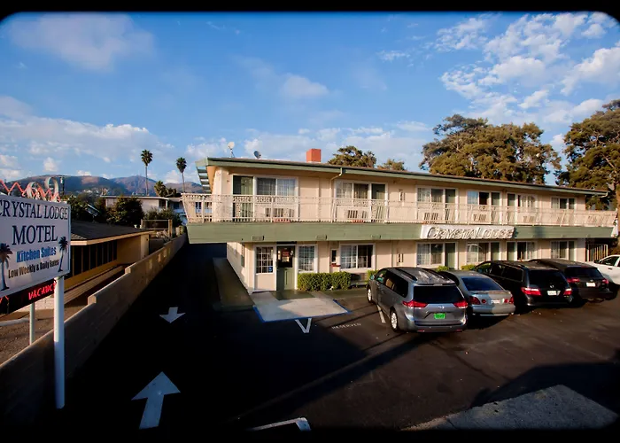 Crystal Lodge Motel