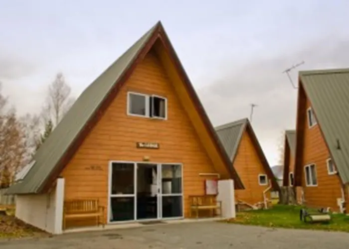 Mountain Chalets Motel