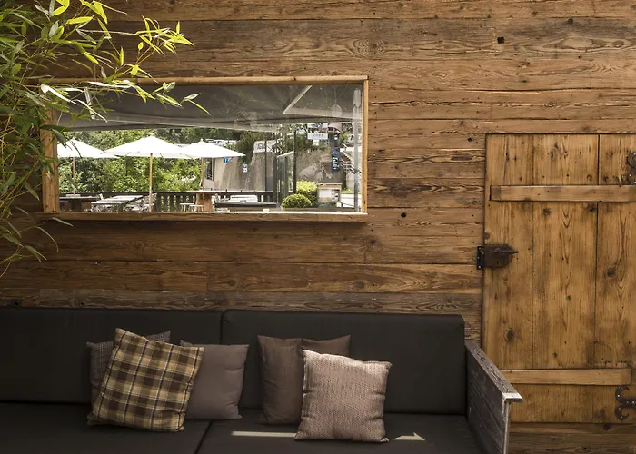 Arena Guesthouse