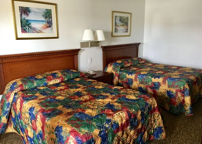 East Lake Inn