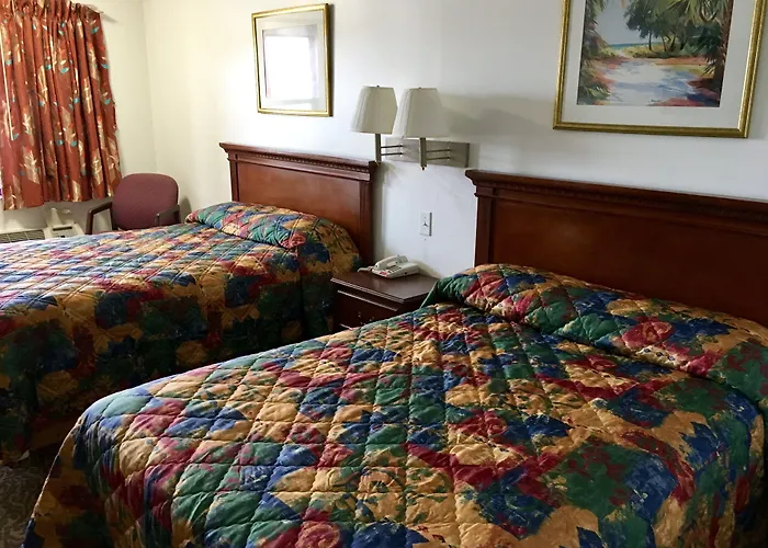 East Lake Inn