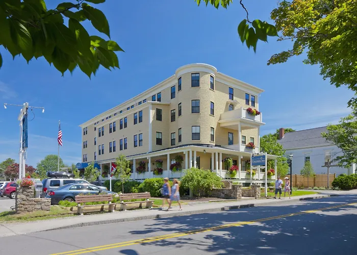 B&B only: Colonial Inn