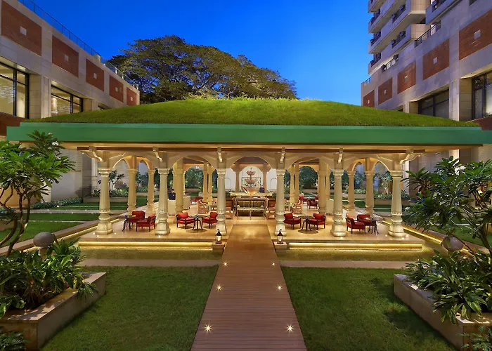 Hot Tub in Room Itc Gardenia, A Luxury Collection , Bengaluru