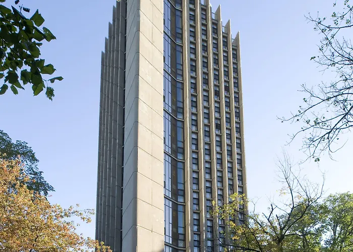 ZUM MTL Auberge D'été - Université De