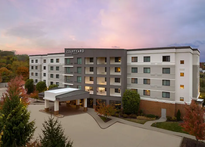 Courtyard By Marriott Pittsburgh Meadow Lands