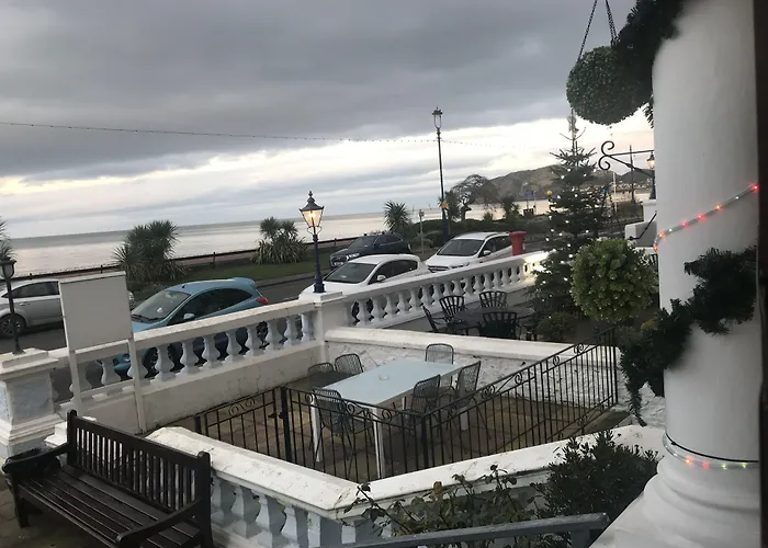 Iris Hotel Llandudno